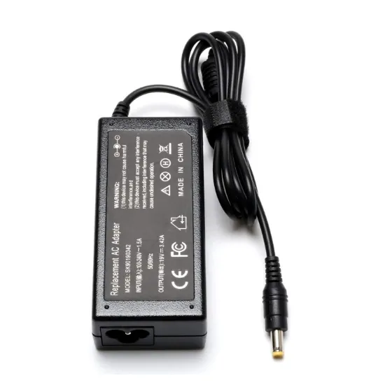 Sursă de alimentare originală pentru Toshiba (19 V / 4.74 A / 90 W)