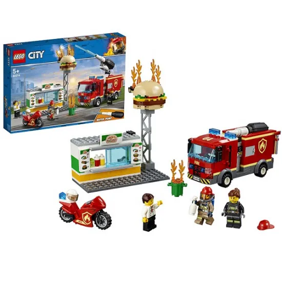 Lego City 60214 City Fire Stingerea incendiului de la Burger Bar