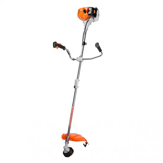 MotocoasÄ? pe benzinÄ? Kamoto T 43C