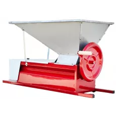 Zdrobitor de struguri Vatavu GC-D2, 45 kg, semi inox, role aluminiu Zdrobitor de struguri Vatavu GC-D2, 45 kg, semi inox, role aluminiu
