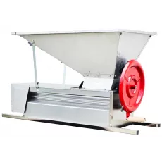Zdrobitor de struguri Vatavu GC-D3, 45 kg, total inox, role aluminiu Zdrobitor de struguri Vatavu GC-D3, 45 kg, total inox, role aluminiu