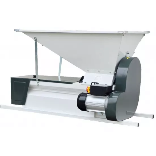 Zdrobitor de struguri Vatavu LM 30 W-1, 45 kg, vopsit, role aluminiu